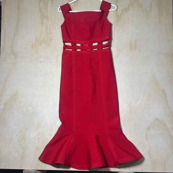 Asos Design Off Shoulder Premium Bandage Cage Detail Pep Hem Bodycon Midi Dress - Picture 1 of 8